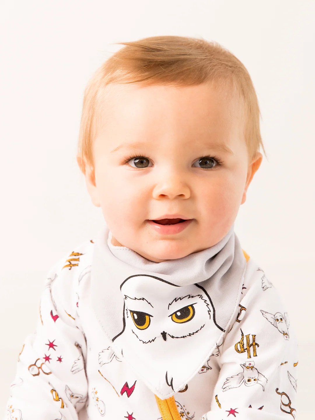 Harry Potter™ Hedwig Romper & Booties Gifting Set - Image 5