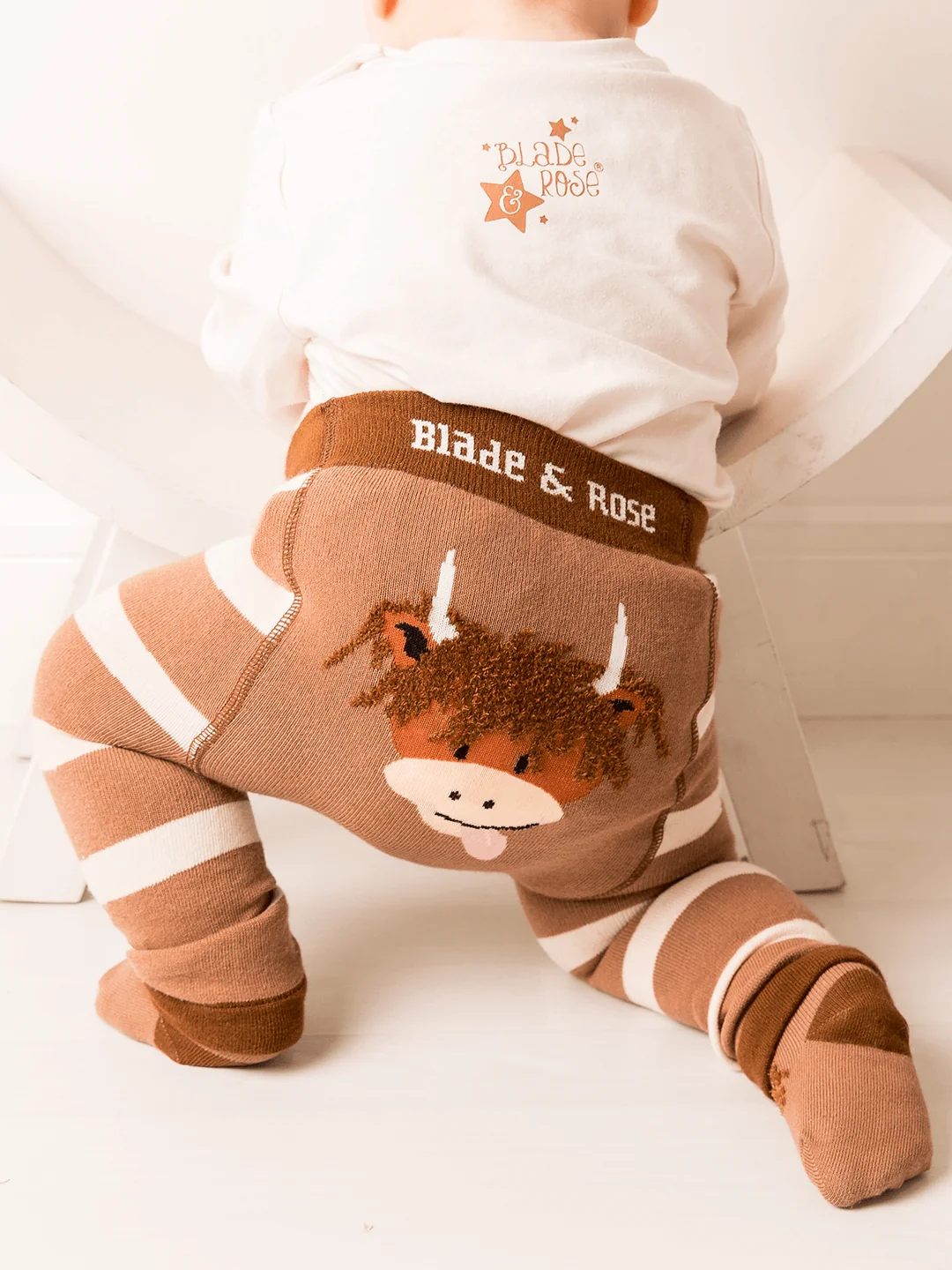 Neutral Highland Cow Leggings - Image 4