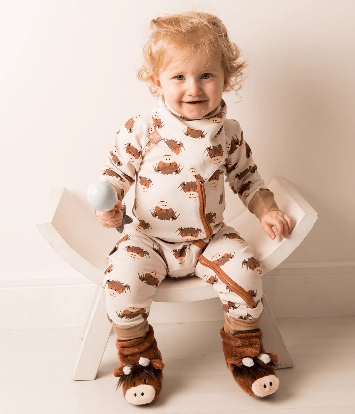 Neutral Highland Cow Romper Gifting Set - Image 3