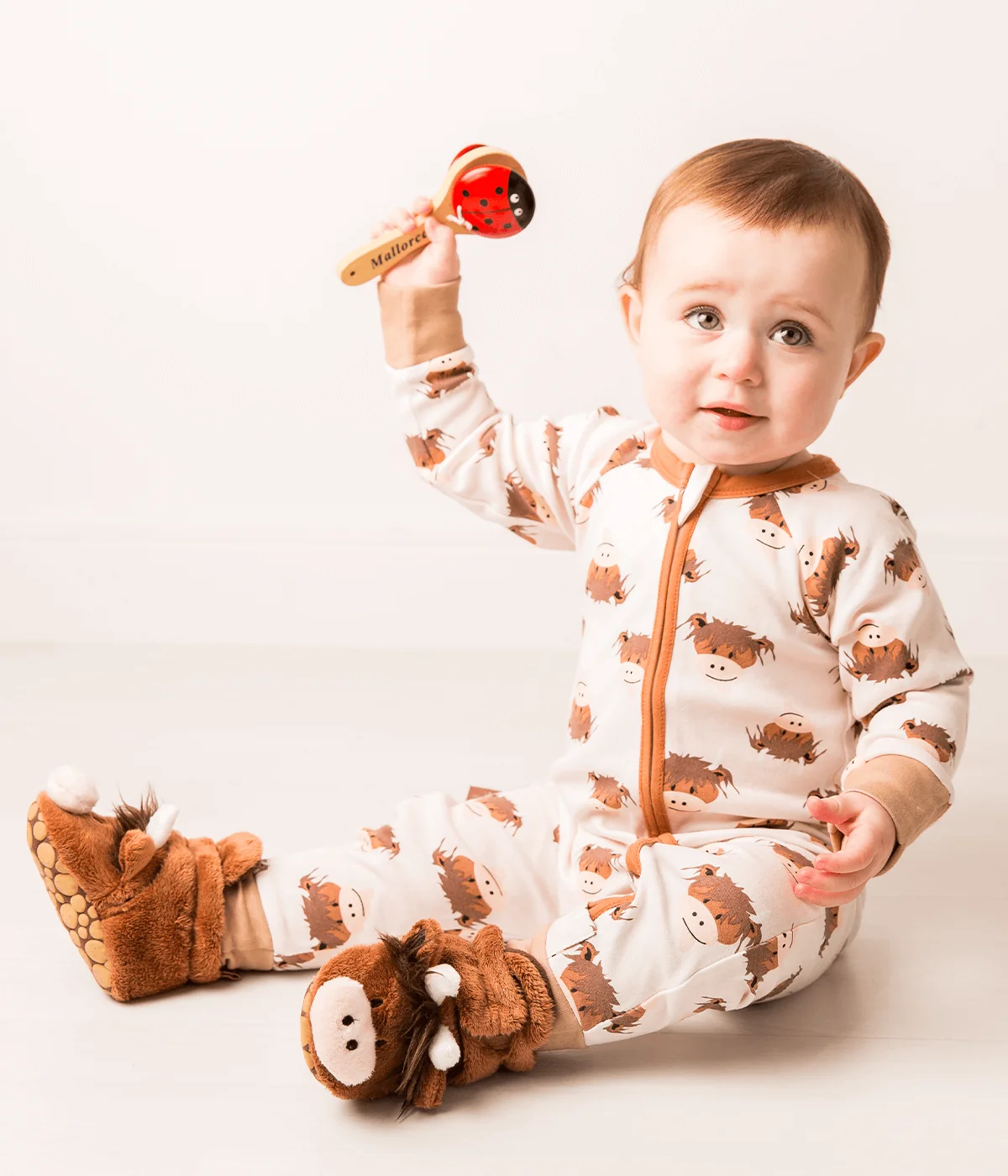 Neutral Highland Cow Romper Gifting Set - Image 4